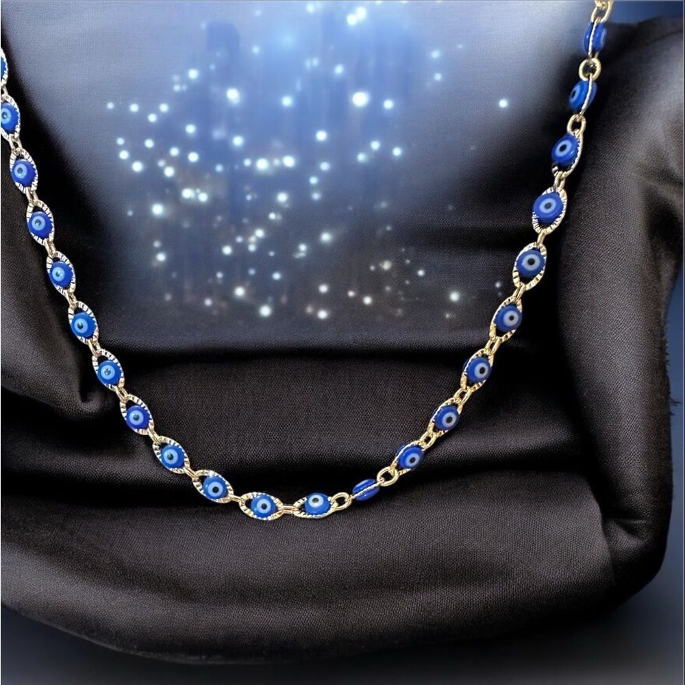 Elegant gold tone and blue evil eye necklace. - Picture 4 of 4